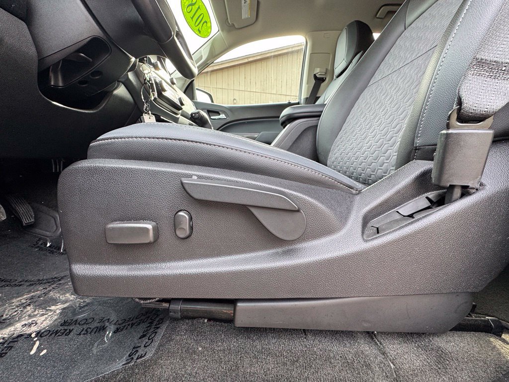 Used 2018 Chevrolet Colorado Z71 AWD/4WD image 22