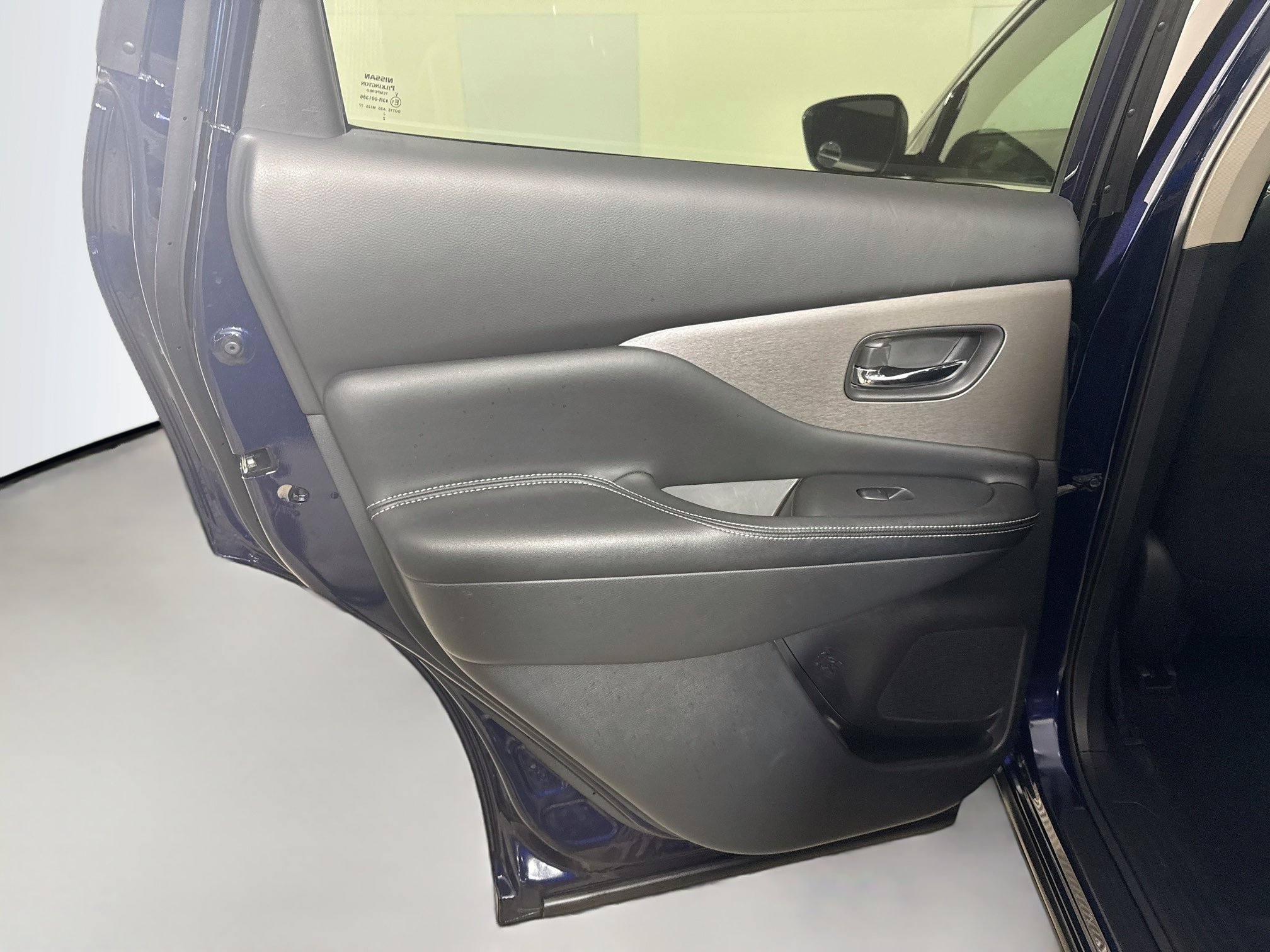 Used 2023 Nissan Murano S FWD image 26