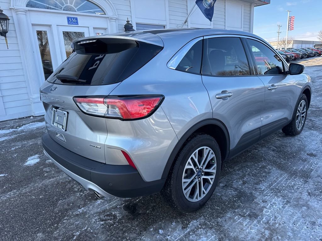 Used 2022 Ford Escape SEL image 5