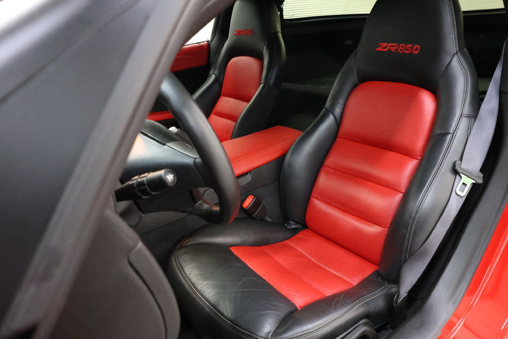 Used 2010 Chevrolet Corvette ZR1 w/ Preferred Equipment Group RWD image 77