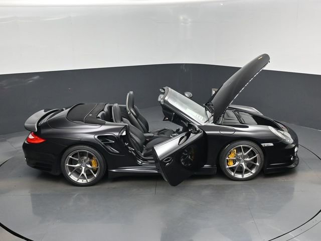 Used 2011 Porsche 911 Turbo S image 18