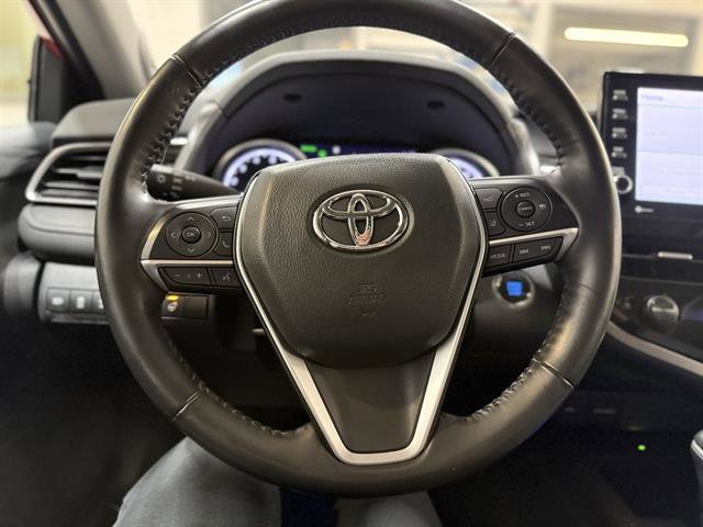 Used 2023 Toyota Camry XLE image 16