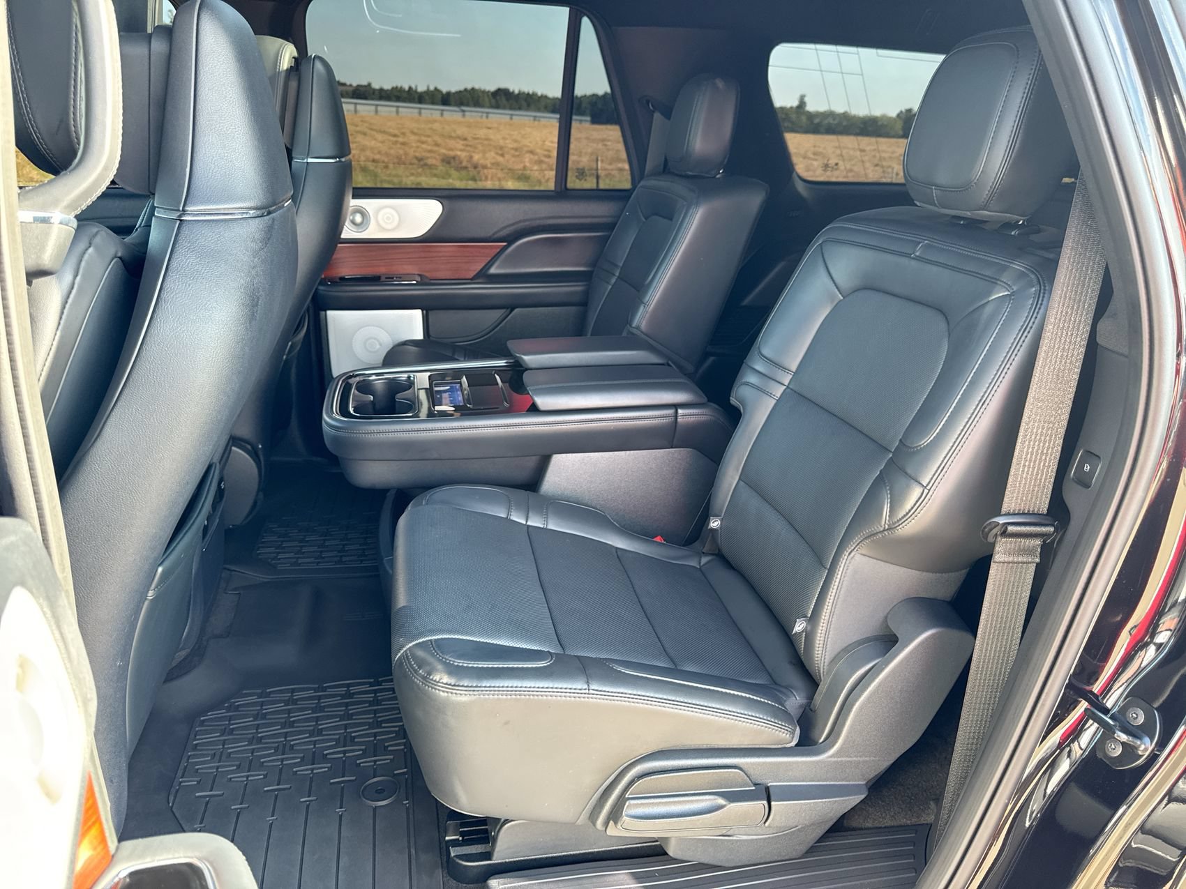 Used 2024 Lincoln Navigator L Reserve w/ Equipment Group 201A AWD/4WD image 24