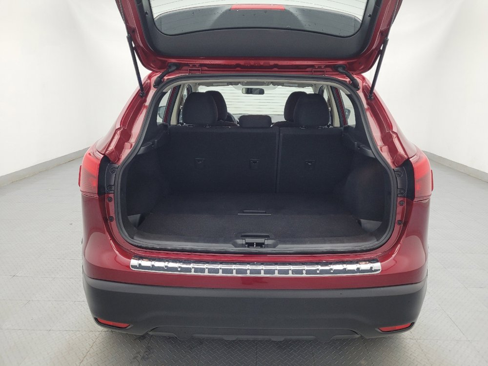 Used 2019 Nissan Rogue Sport S image 29