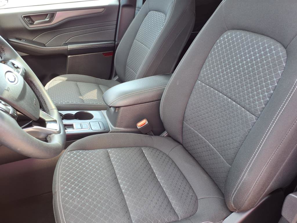 Used 2023 Ford Escape Active image 3