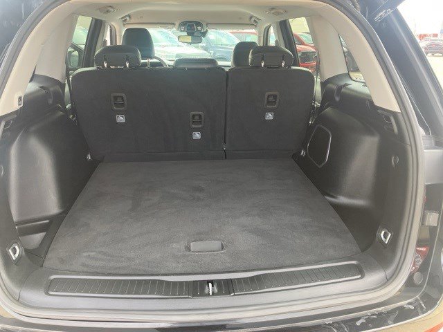 Used 2023 Jeep Grand Cherokee Limited image 23