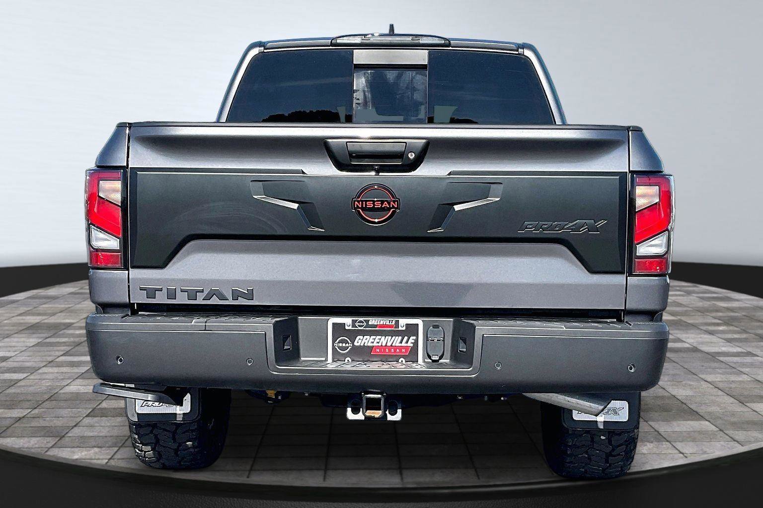 Certified 2024 Nissan Titan PRO-4X w/ Pro-4x Convenience Package image 5
