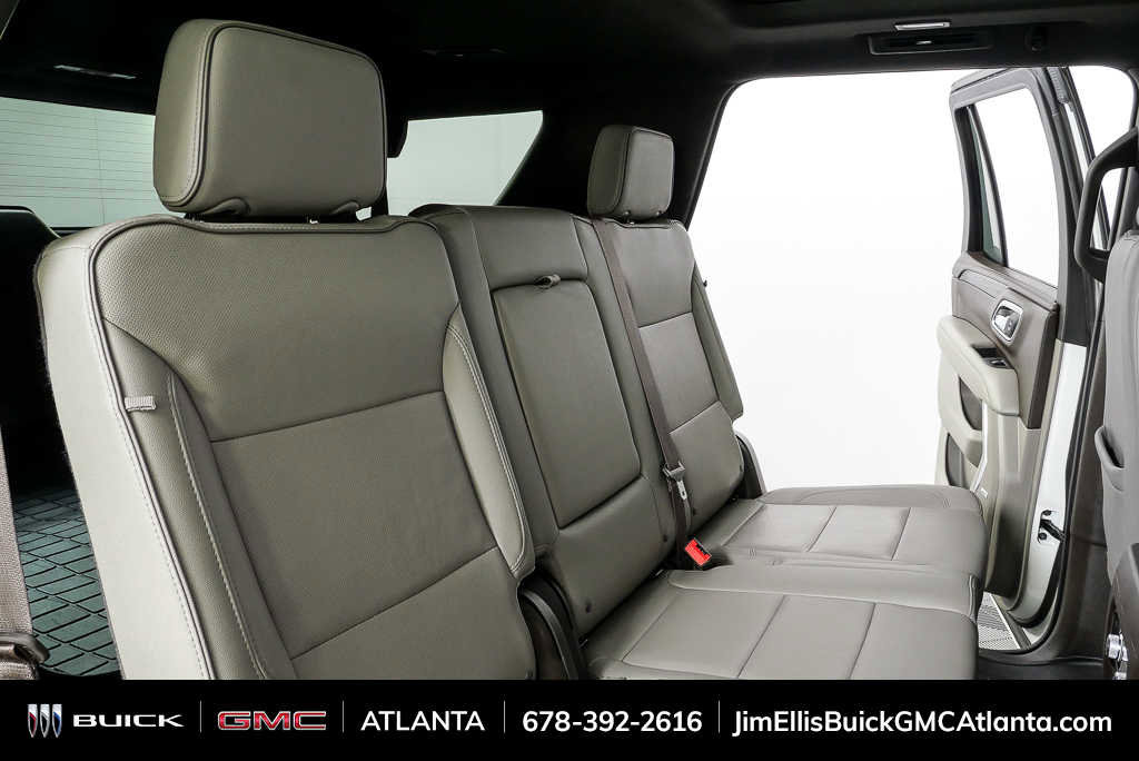 Used 2023 GMC Yukon SLT image 21