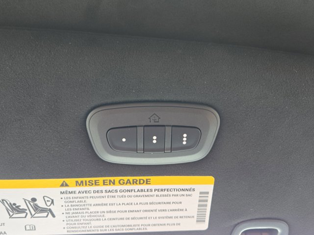 New 2026 Chrysler Pacifica Pinnacle image 32