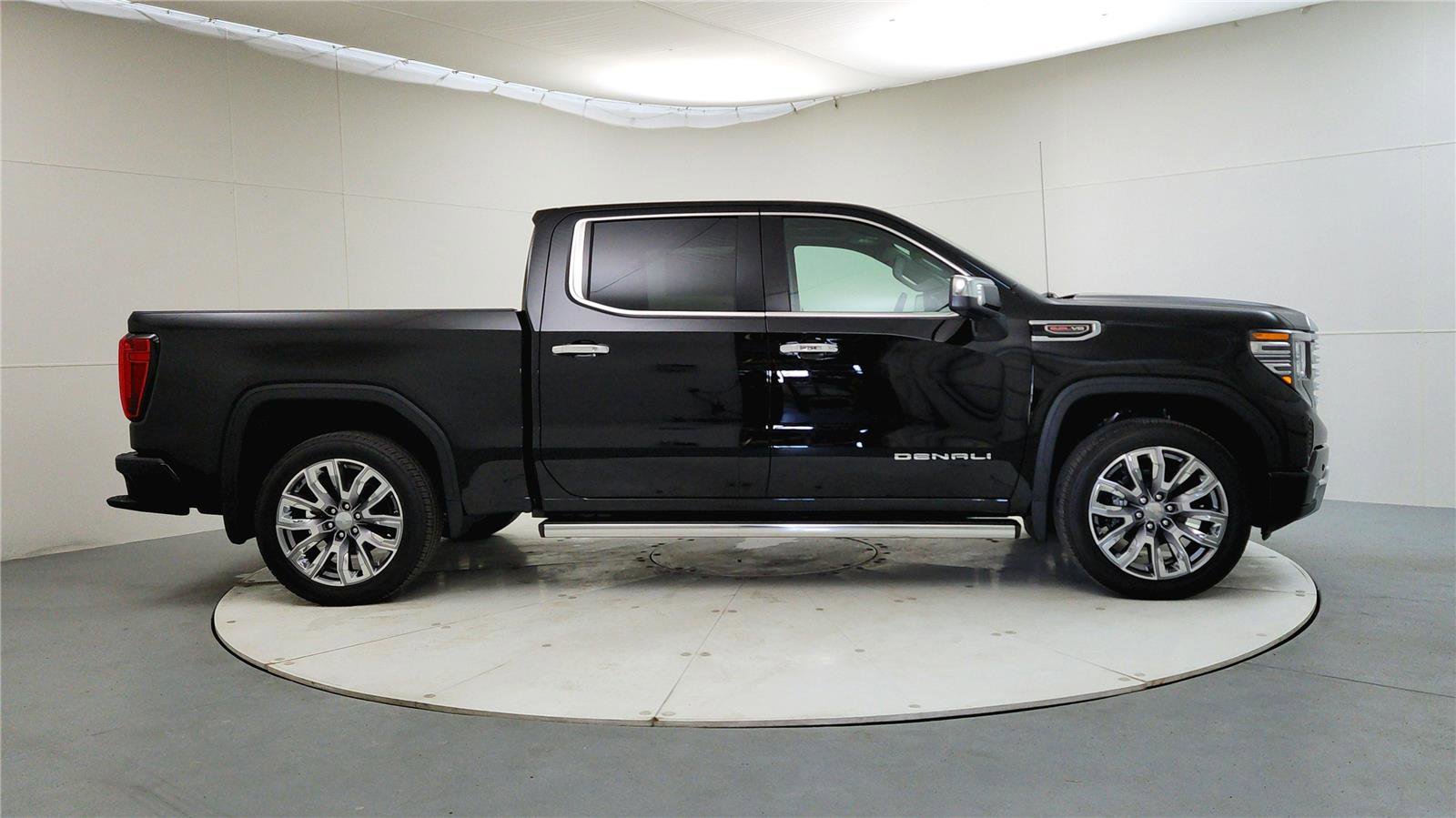 New 2026 GMC Sierra 1500 Denali image 8