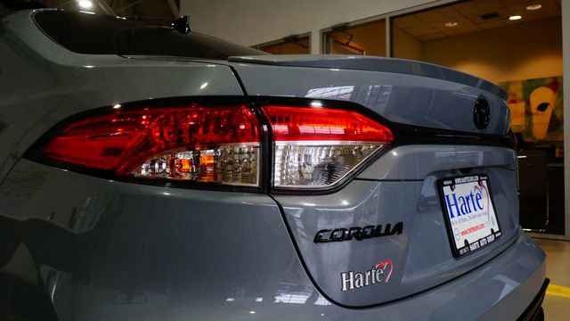 Used 2022 Toyota Corolla SE FWD image 9