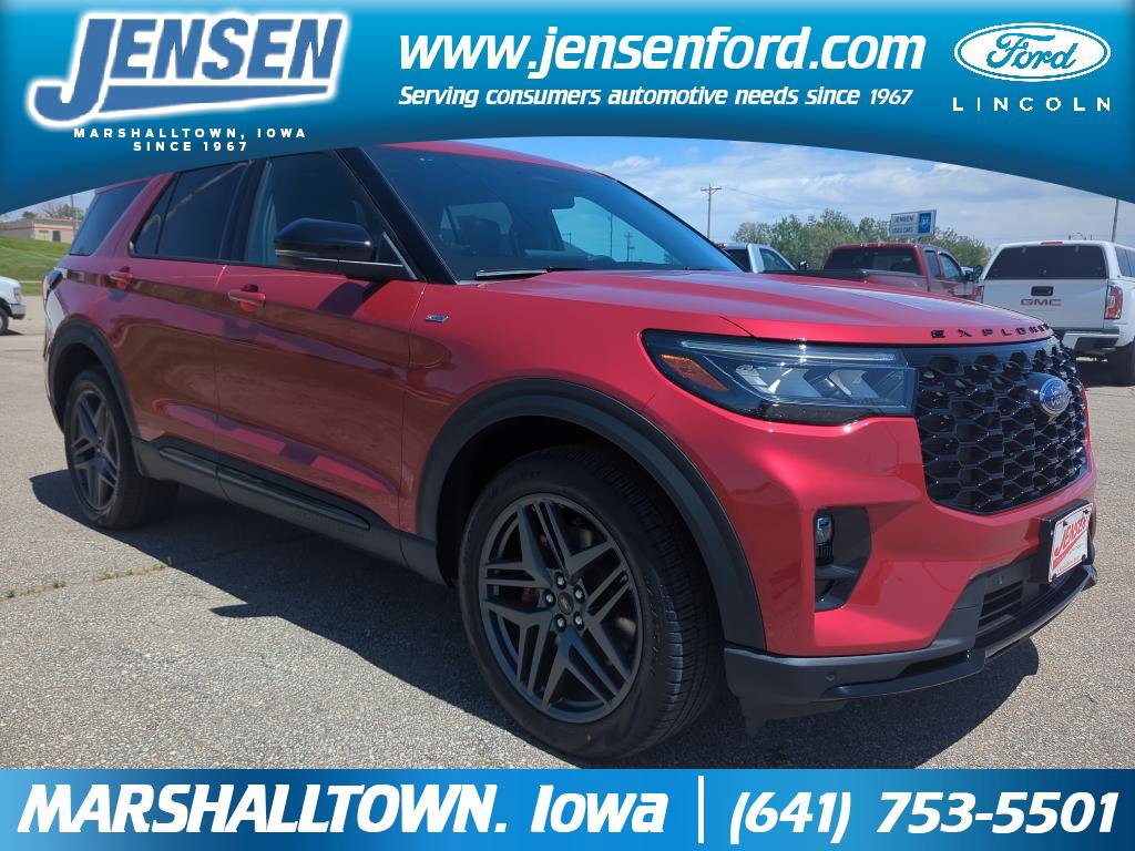 New 2025 Ford Explorer ST-Line w/ Premium Package