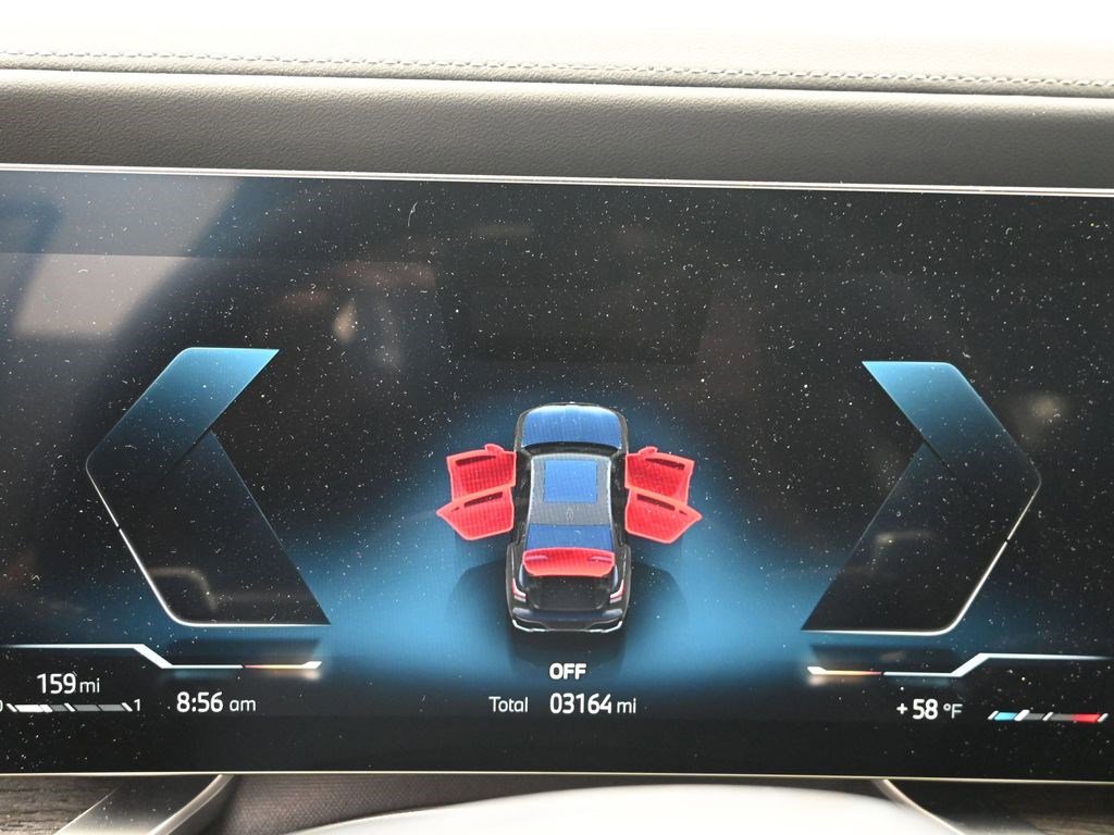 Used 2025 BMW 760i xDrive w/ Luxury Rear Seating Package AWD/4WD image 10
