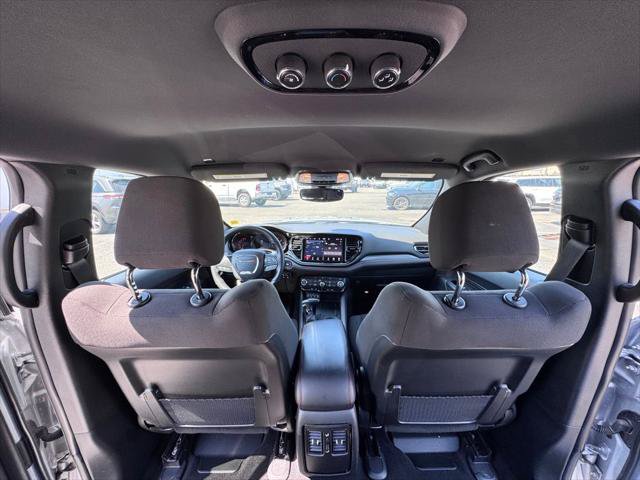 Certified 2025 Dodge Durango R/T w/ Blacktop Package AWD/4WD image 25