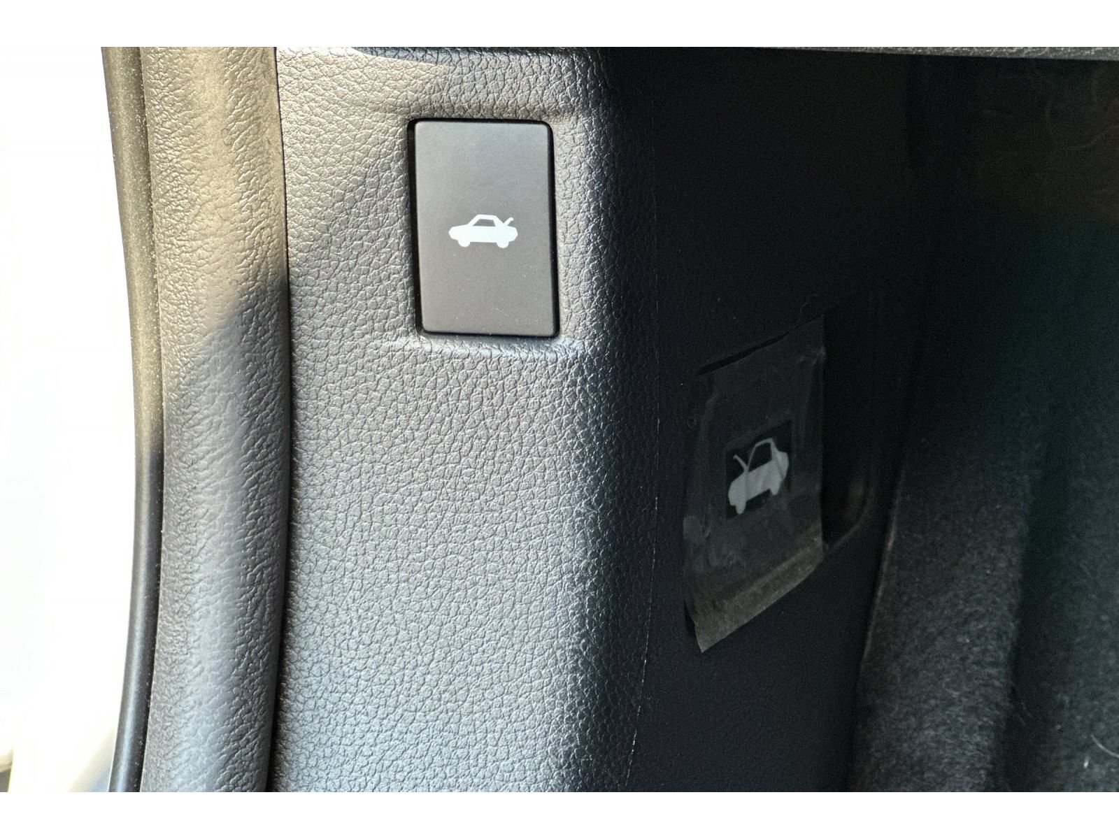 Used 2023 Honda Accord Sport image 39