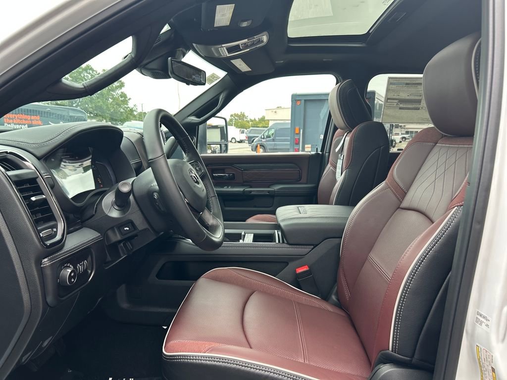 New 2026 RAM 3500 Limited image 24