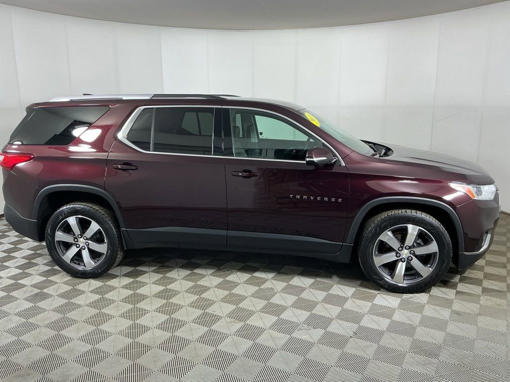 Used 2018 Chevrolet Traverse LT image 19