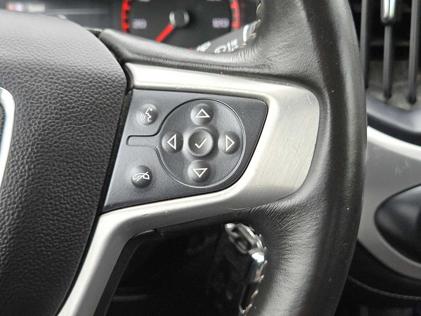 Used 2015 GMC Canyon SLT image 27