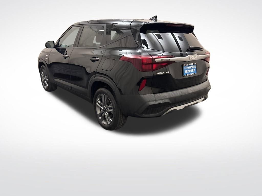 Used 2023 Kia Seltos LX image 8