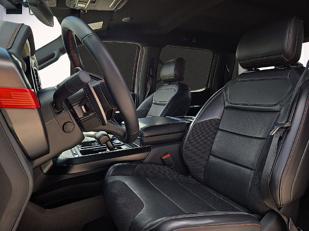 Used 2025 Ford F150 Raptor AWD/4WD image 13