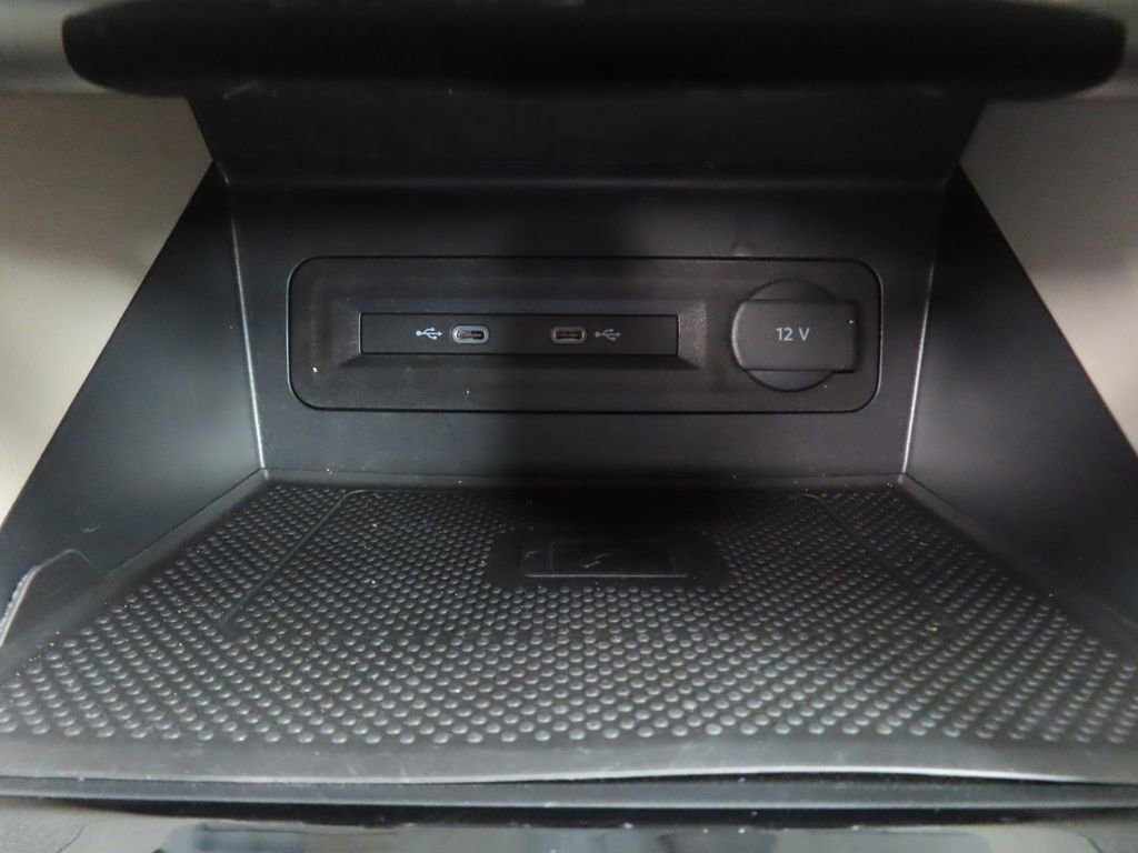 Used 2021 Volkswagen Atlas SEL R-Line AWD/4WD image 52
