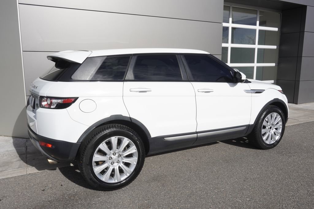 Used 2014 Land Rover Range Rover Evoque Prestige image 4