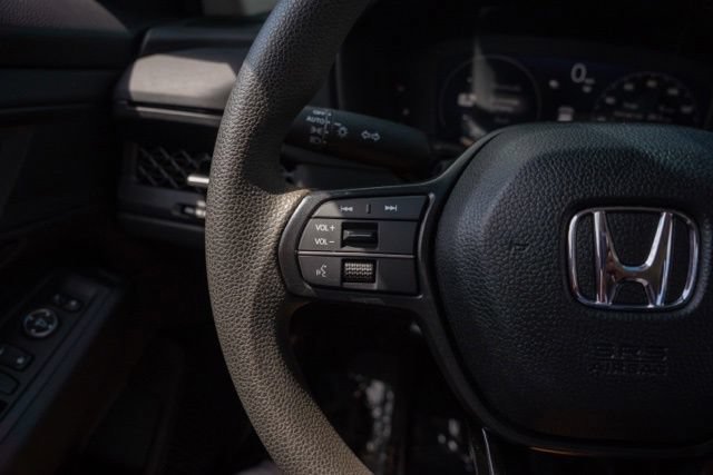 Used 2023 Honda Accord EX image 16