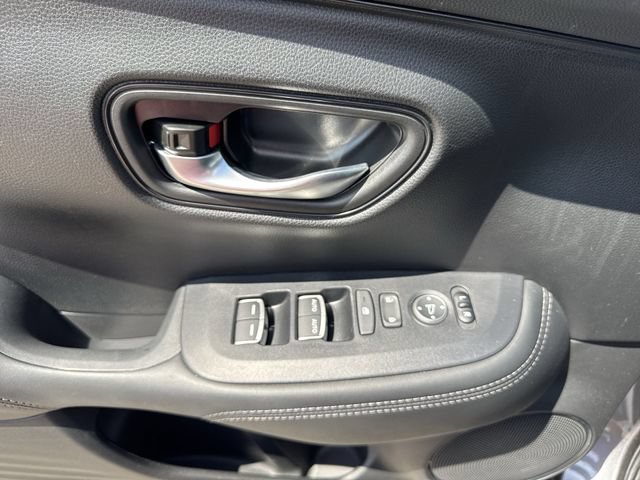 Used 2025 Honda HR-V EX-L image 22