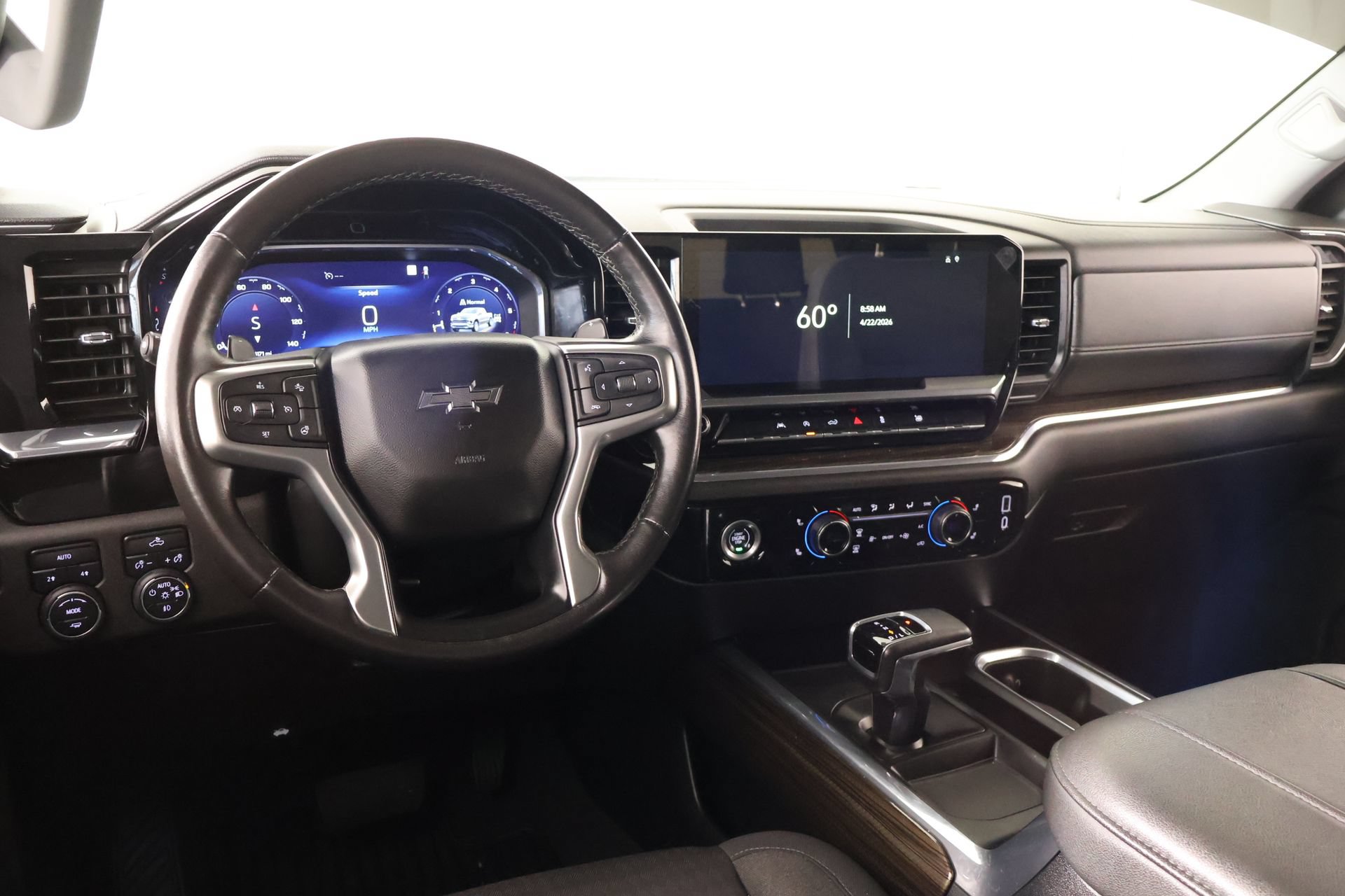 Used 2023 Chevrolet Silverado 1500 RST AWD/4WD image 2