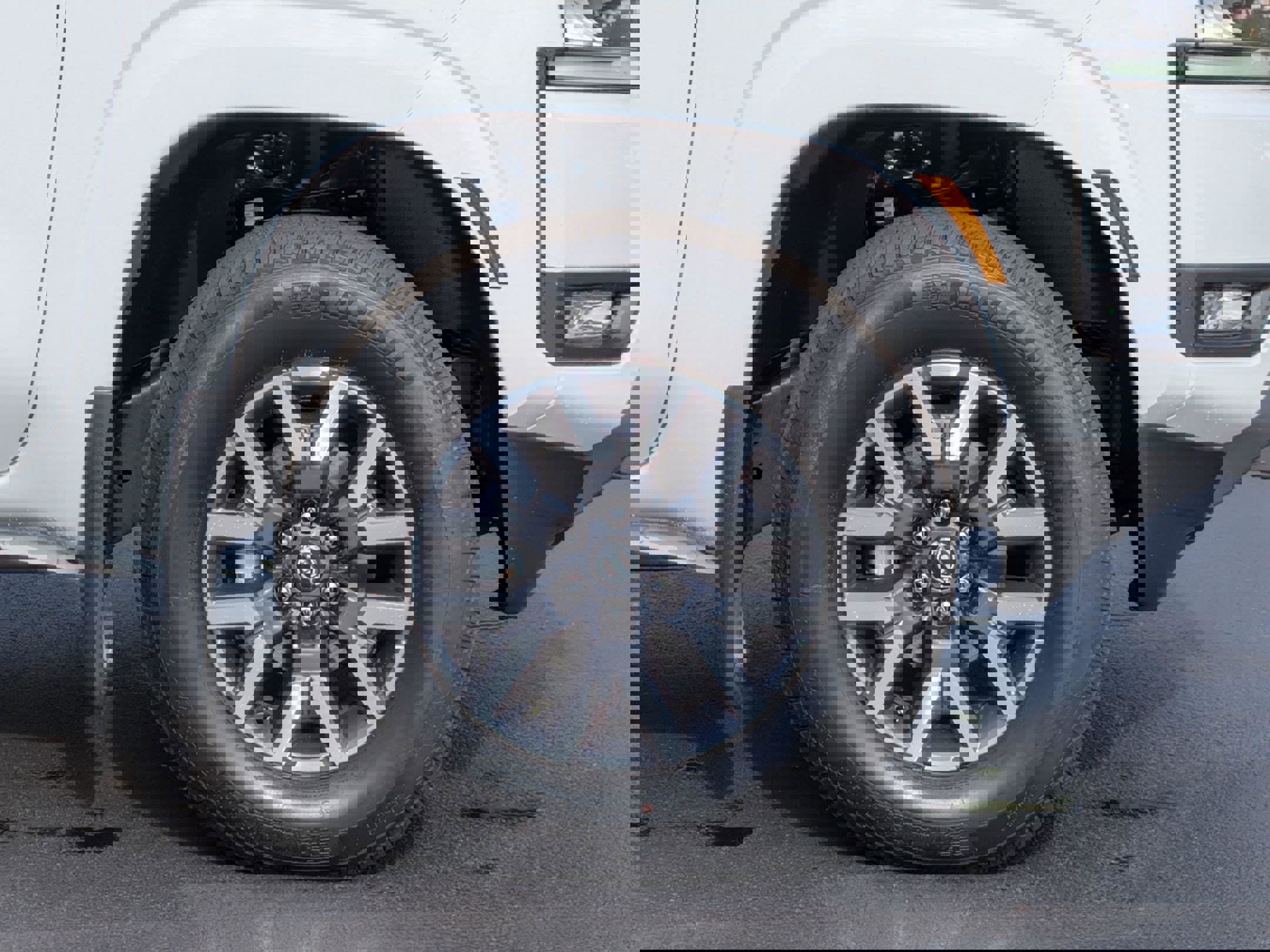 New 2025 Nissan Frontier SL AWD/4WD image 10