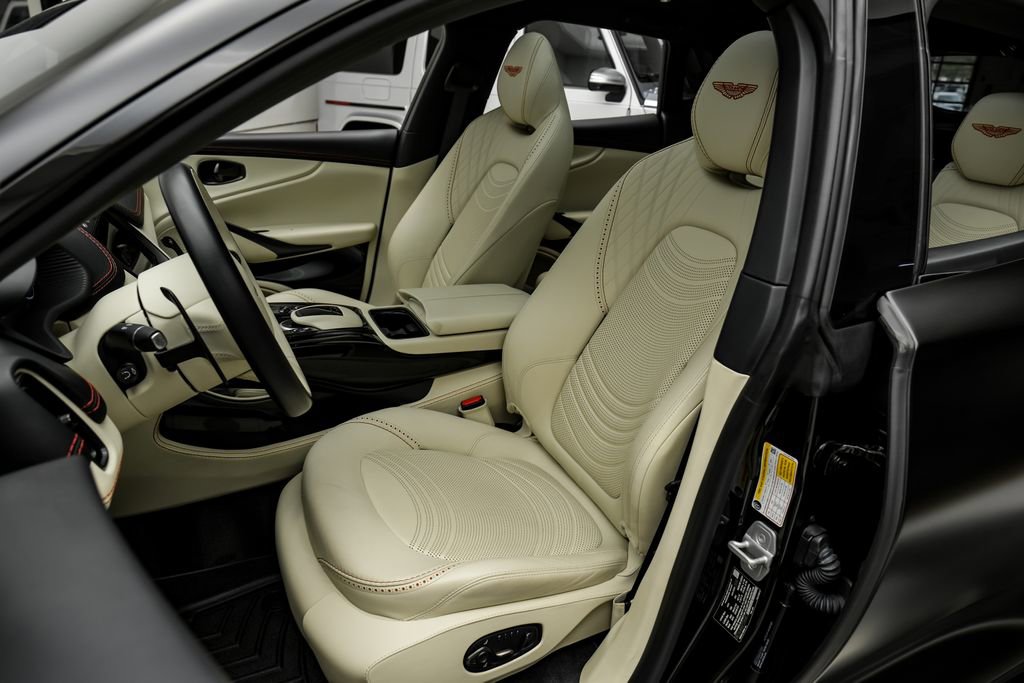 Used 2023 Aston Martin DBX 707 AWD/4WD image 31