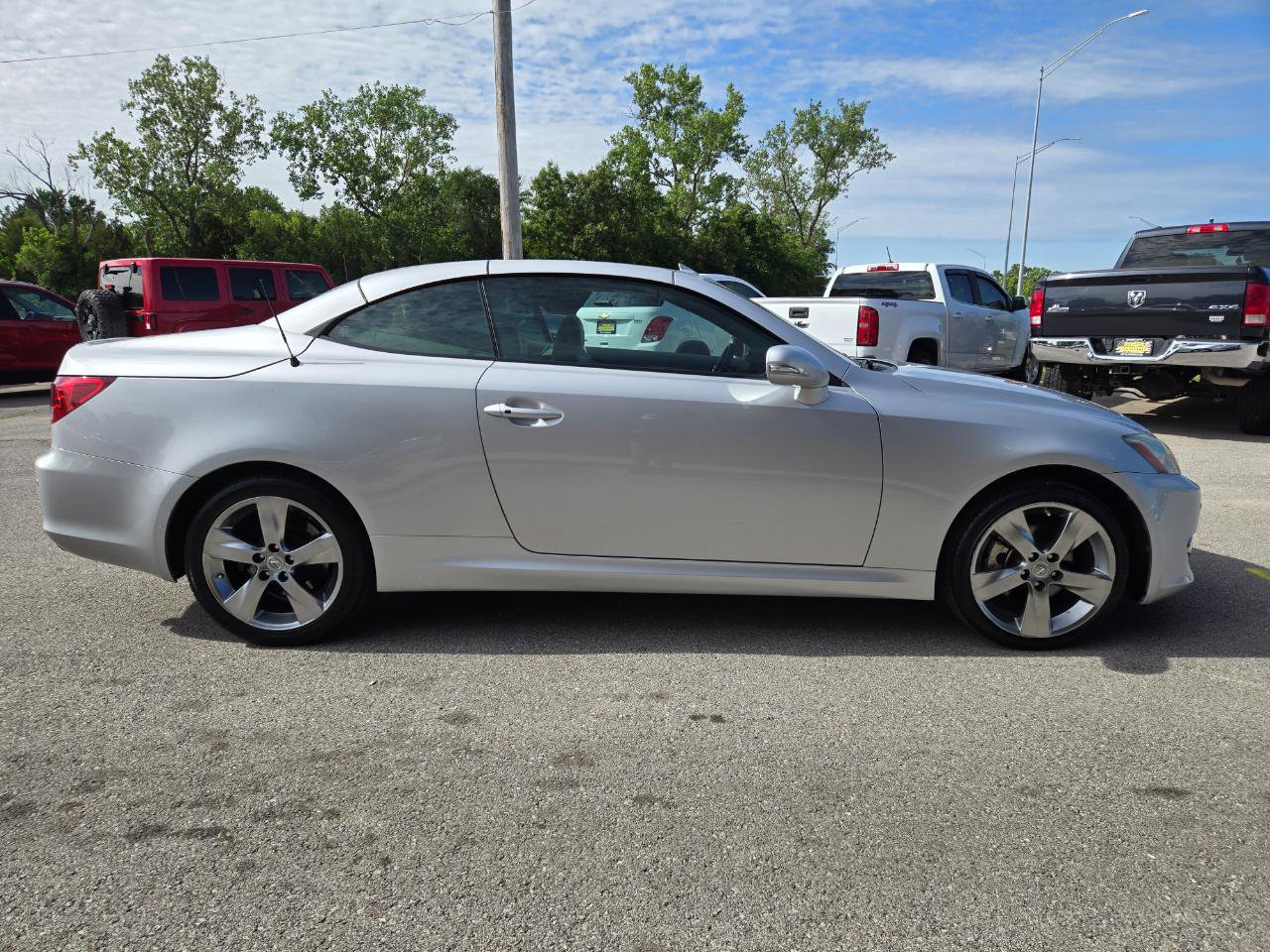 Used 2010 Lexus IS 250C RWD image 4