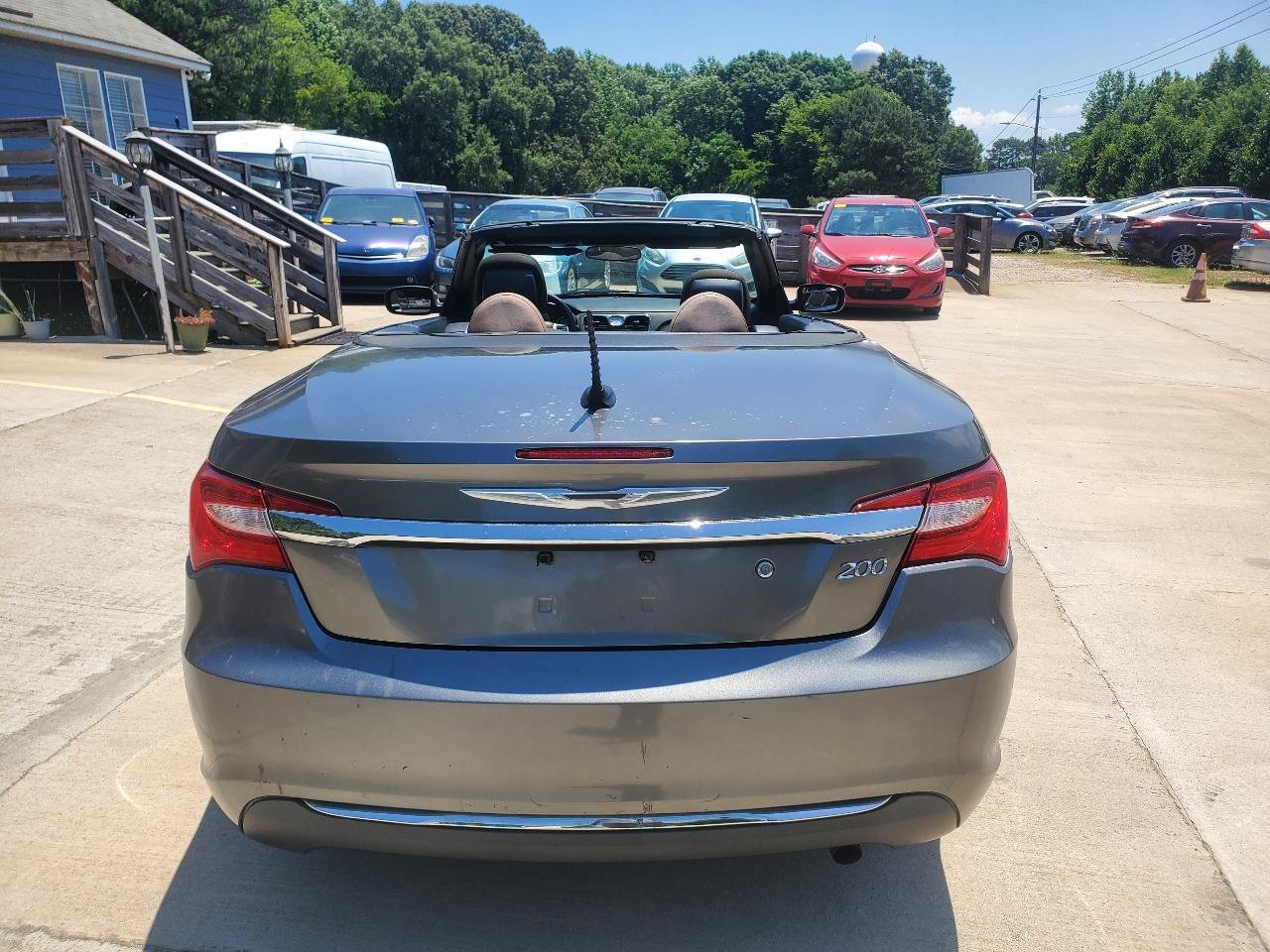 Used 2012 Chrysler 200 Touring FWD image 6