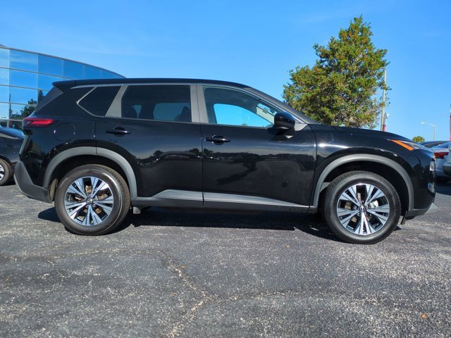 Certified 2023 Nissan Rogue SV image 4