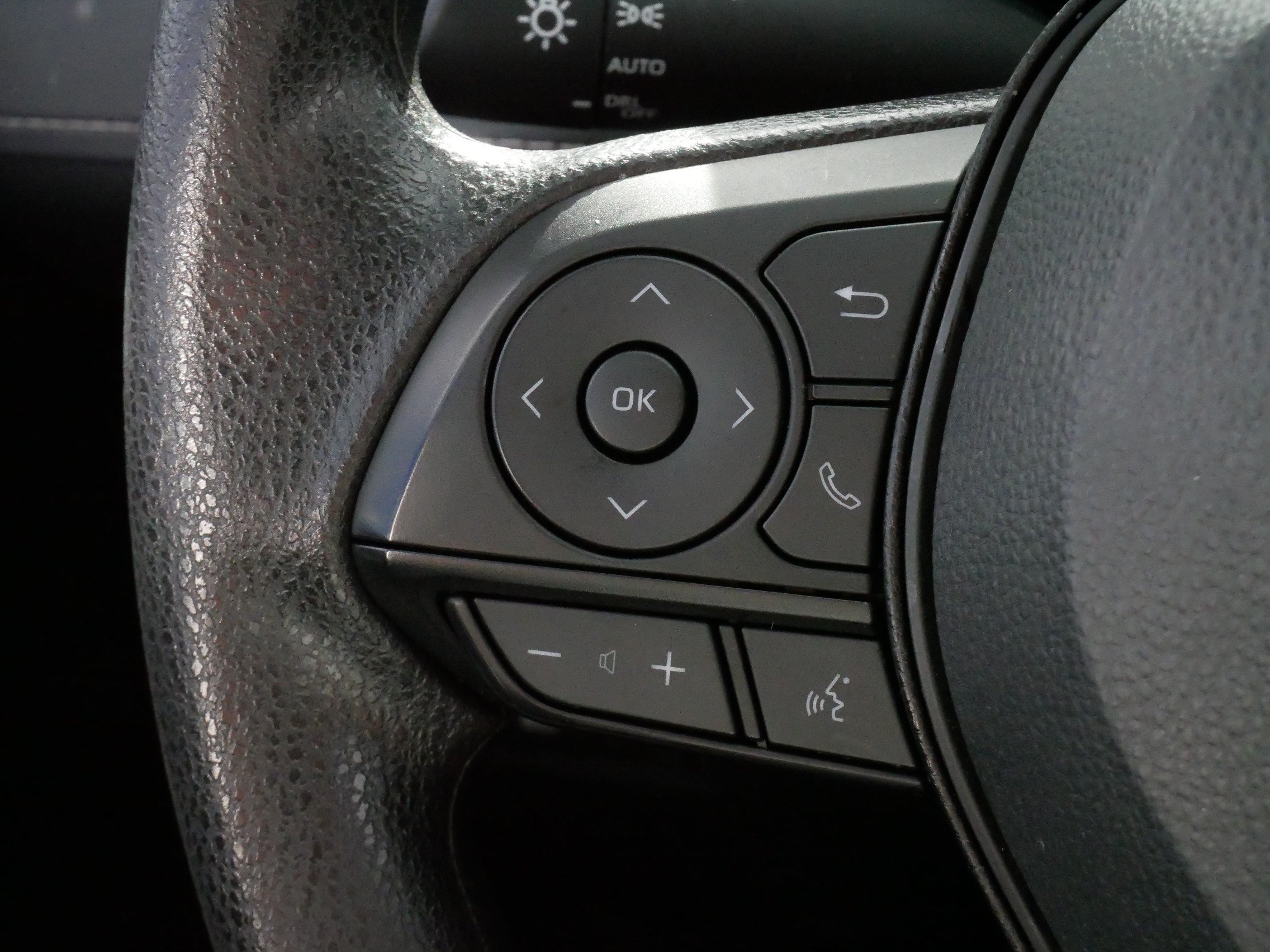Certified 2025 Toyota RAV4 XLE AWD/4WD image 26