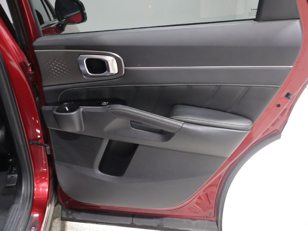 Used 2022 Kia Sorento SX AWD/4WD image 22
