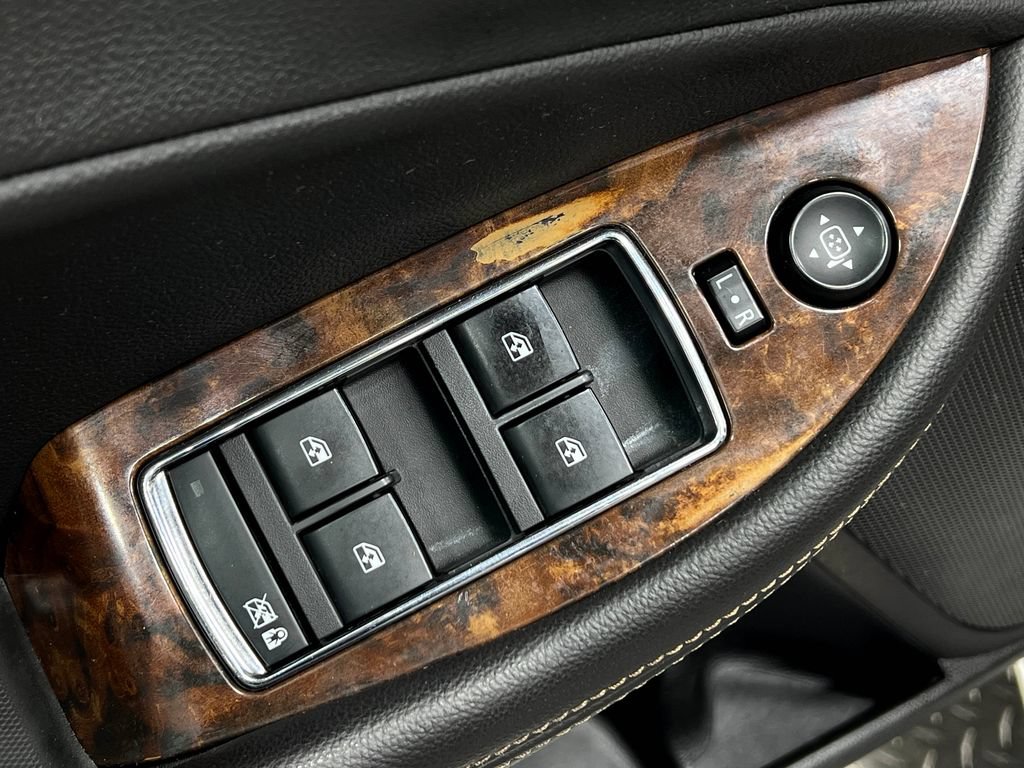 Used 2015 Chevrolet Impala LTZ FWD image 17