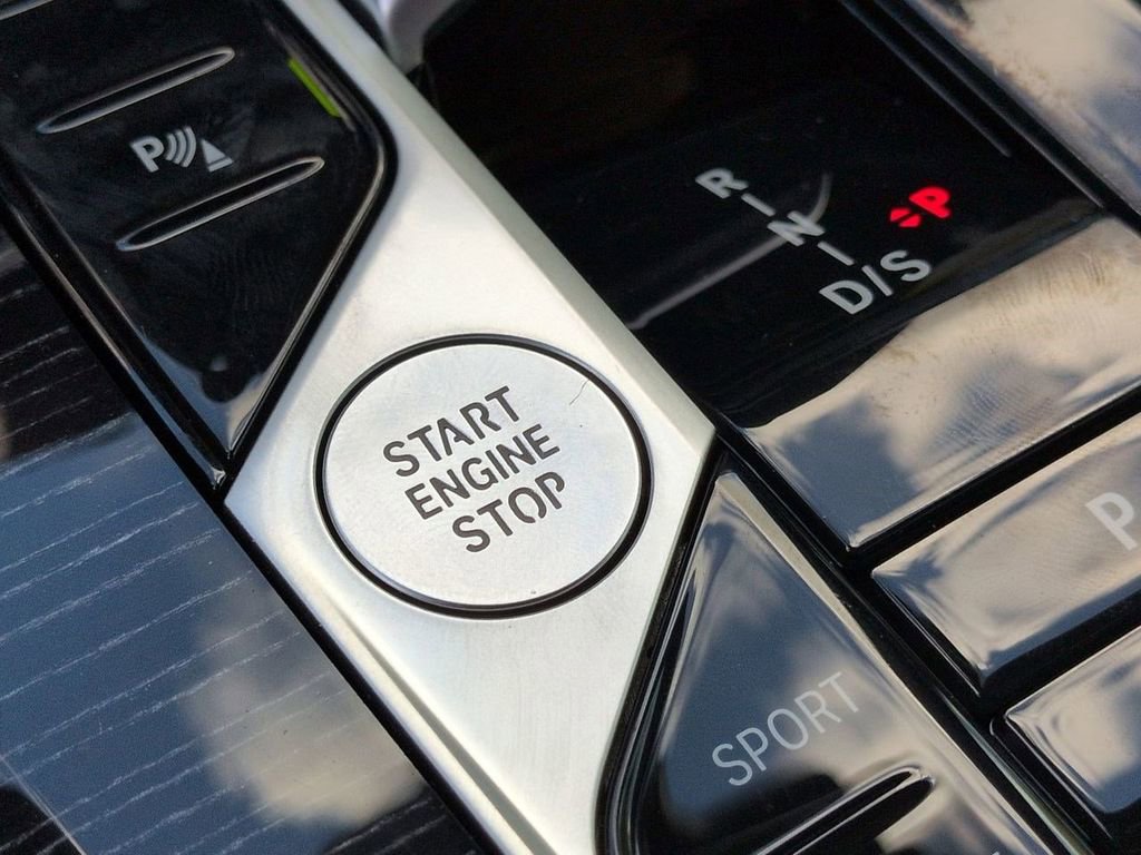 New 2026 BMW X5 xDrive40i w/ M Sport Package image 28