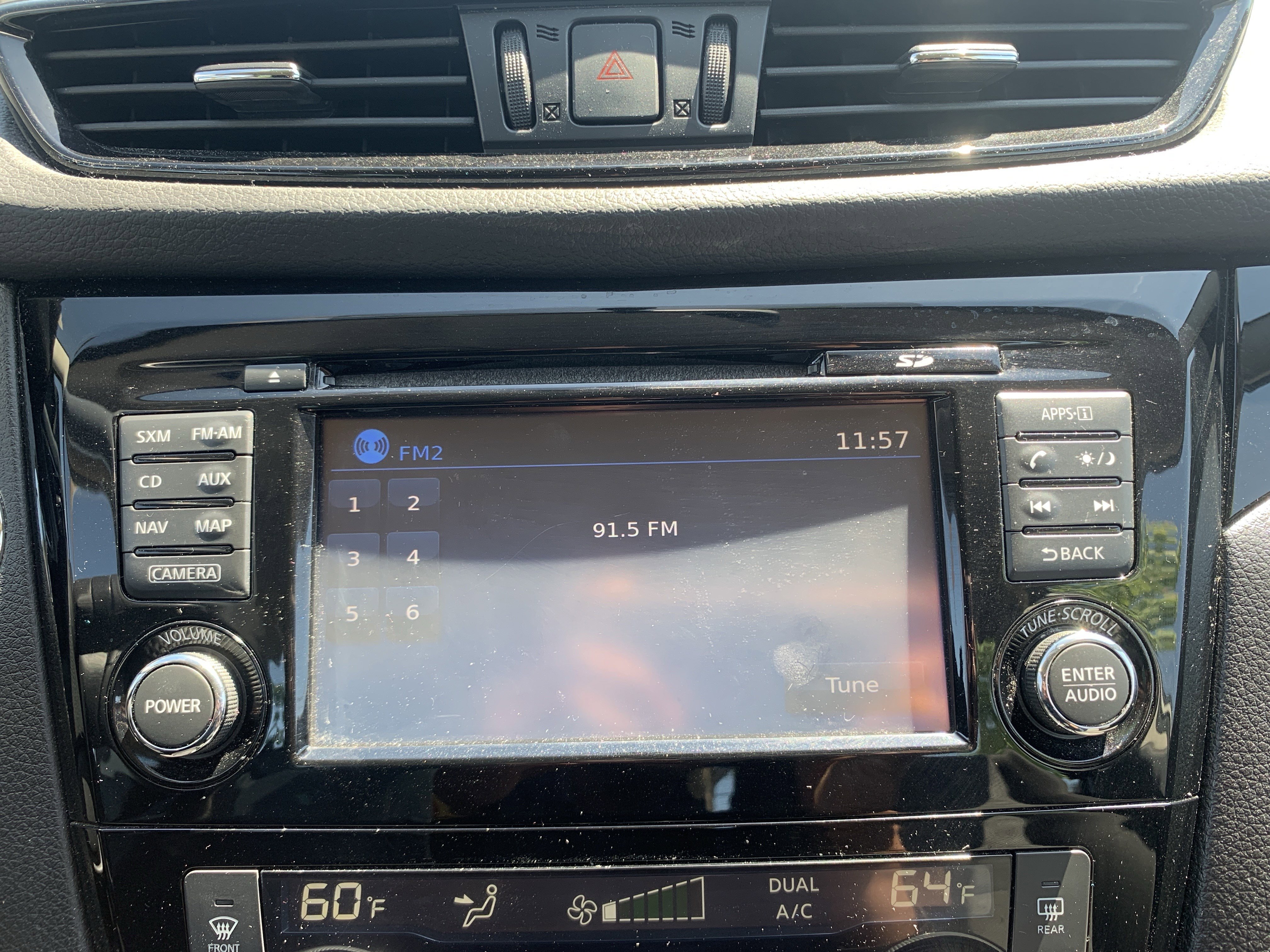 Used 2017 Nissan Rogue Sport SV w/ SV Premium Package FWD image 23