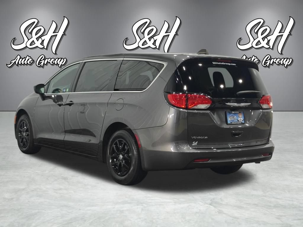 Used 2023 Chrysler Voyager LX FWD image 15