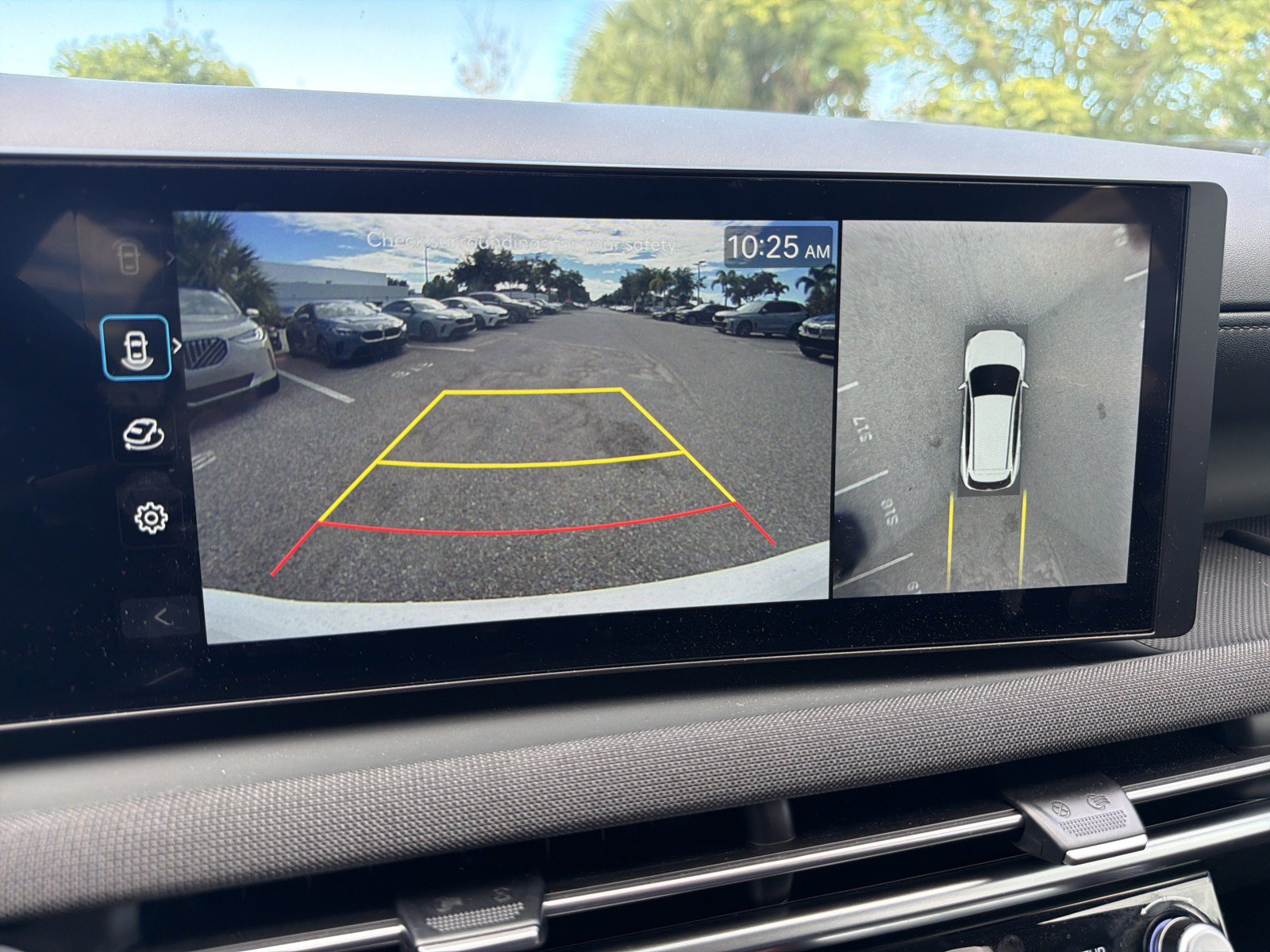 Used 2025 Hyundai Tucson Limited FWD image 21