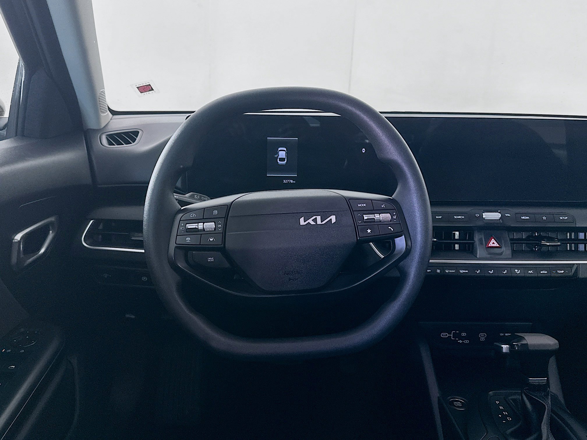Used 2025 Kia K4 LXS image 18