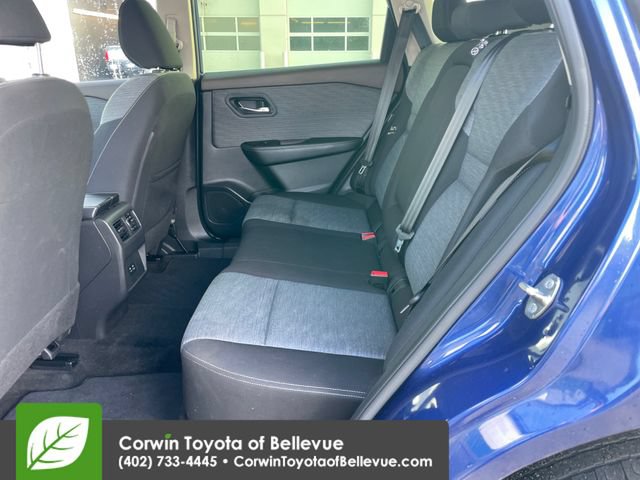 Used 2023 Nissan Rogue SV AWD/4WD image 26