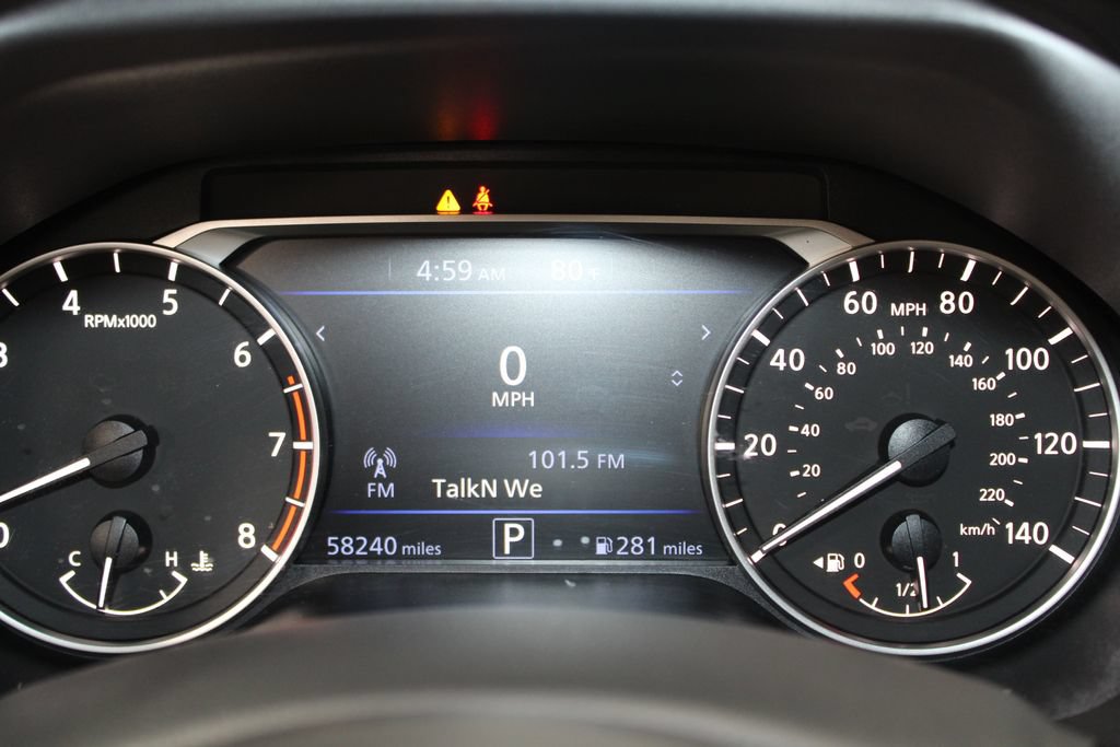 Used 2024 Nissan Altima 2.5 SV FWD image 32