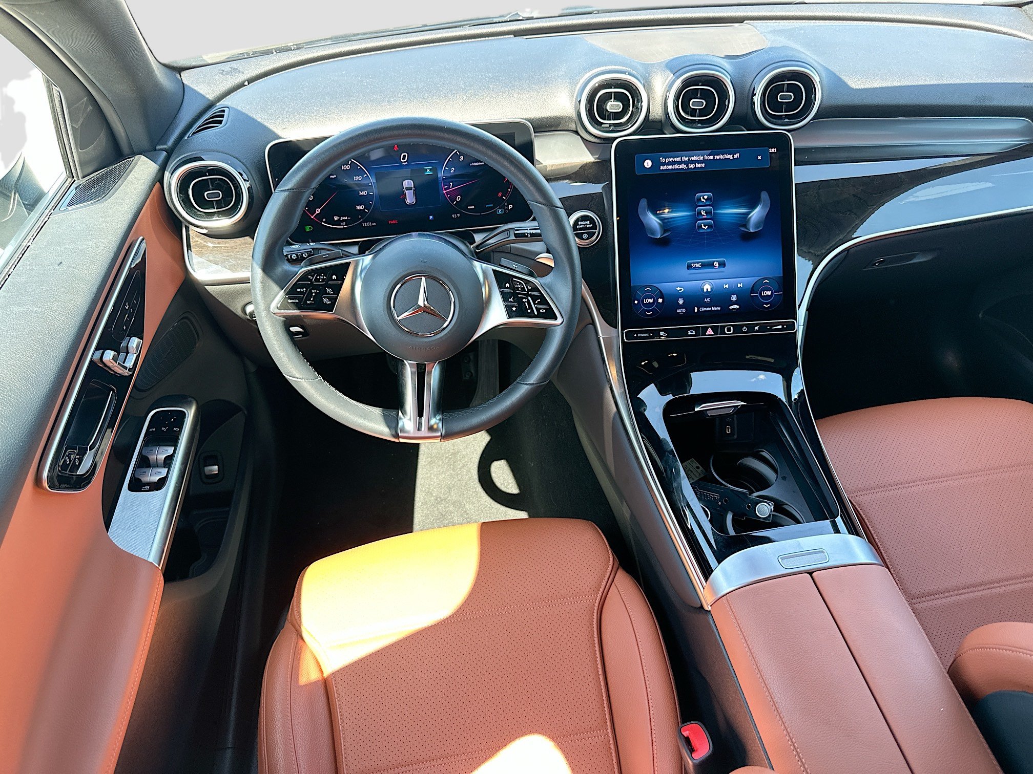 Used 2025 Mercedes-Benz GLC 300 image 20