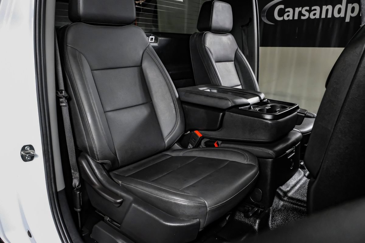 Used 2025 Chevrolet Silverado 3500 W/T AWD/4WD image 27
