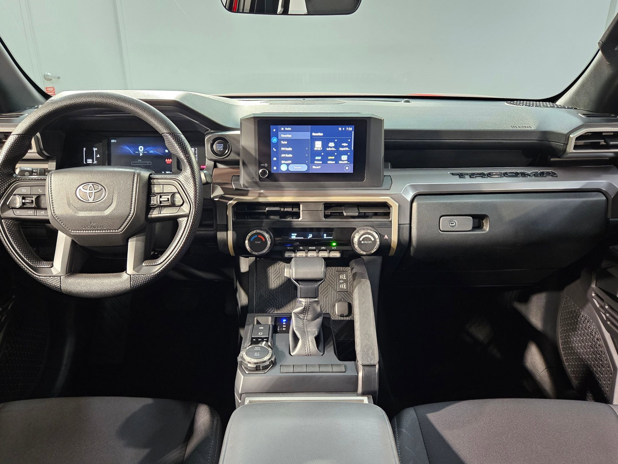 Certified 2025 Toyota Tacoma SR5 image 10