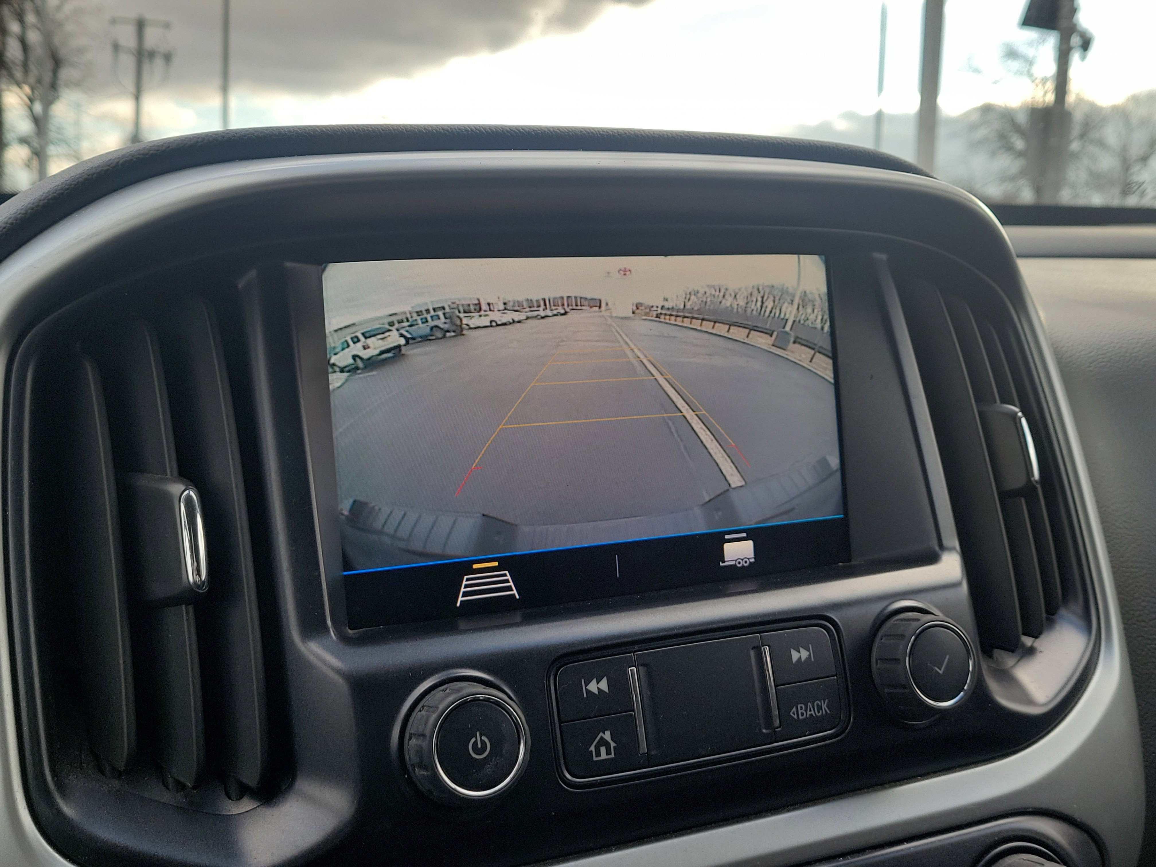 Used 2021 Chevrolet Colorado LT w/ Redline Special Edition image 25