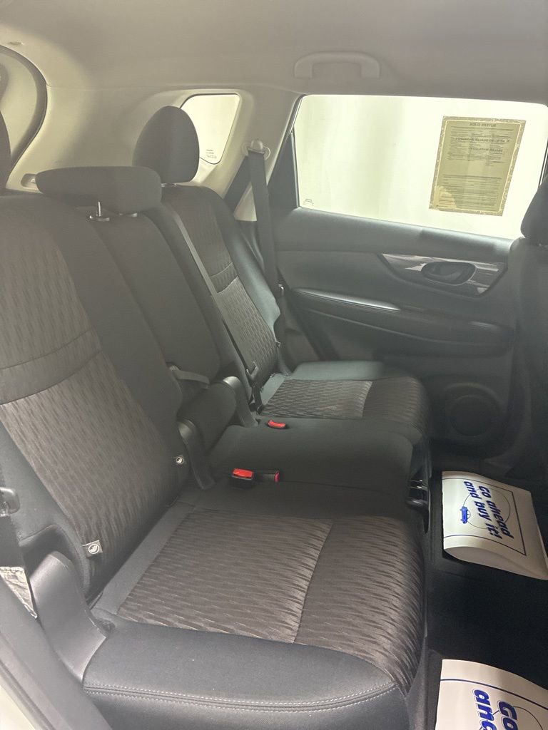 Used 2019 Nissan Rogue S AWD/4WD image 24