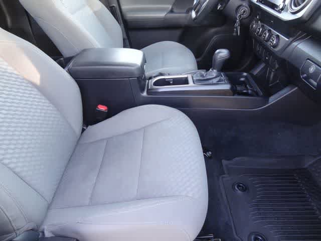 Used 2023 Toyota Tacoma SR AWD/4WD image 9